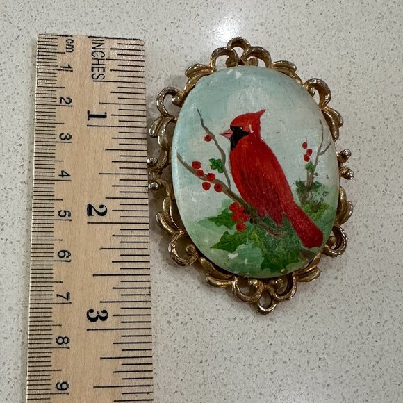 Large Cardinal Red Brooch - Picture 5 of 5